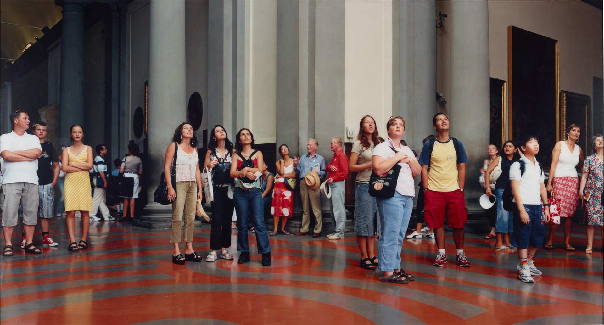 Thomas Struth, Audience 4 (Galleria dell' Academia – Florence) [Público 4 (Galleria dell' Accademia - Florença)], 2004 ©MACAM